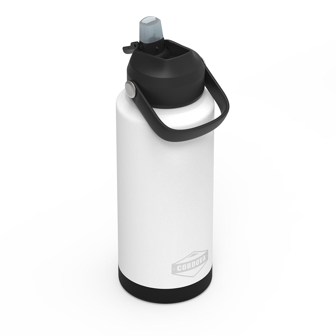 Customizable 32 oz Trailhead Class™ Water Bottle
