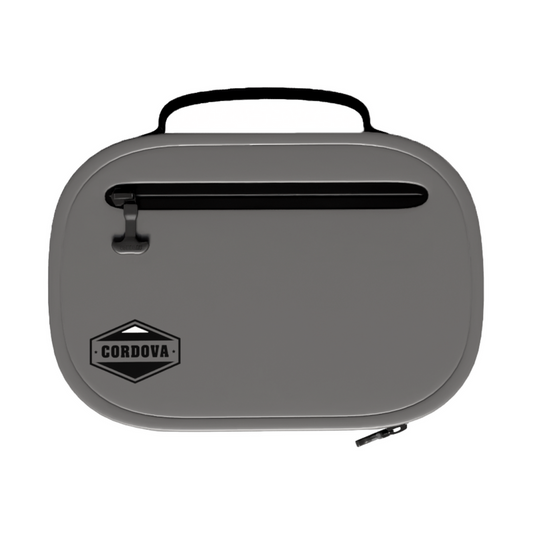 A durable gray insulated cooler lunch bag [Scree]