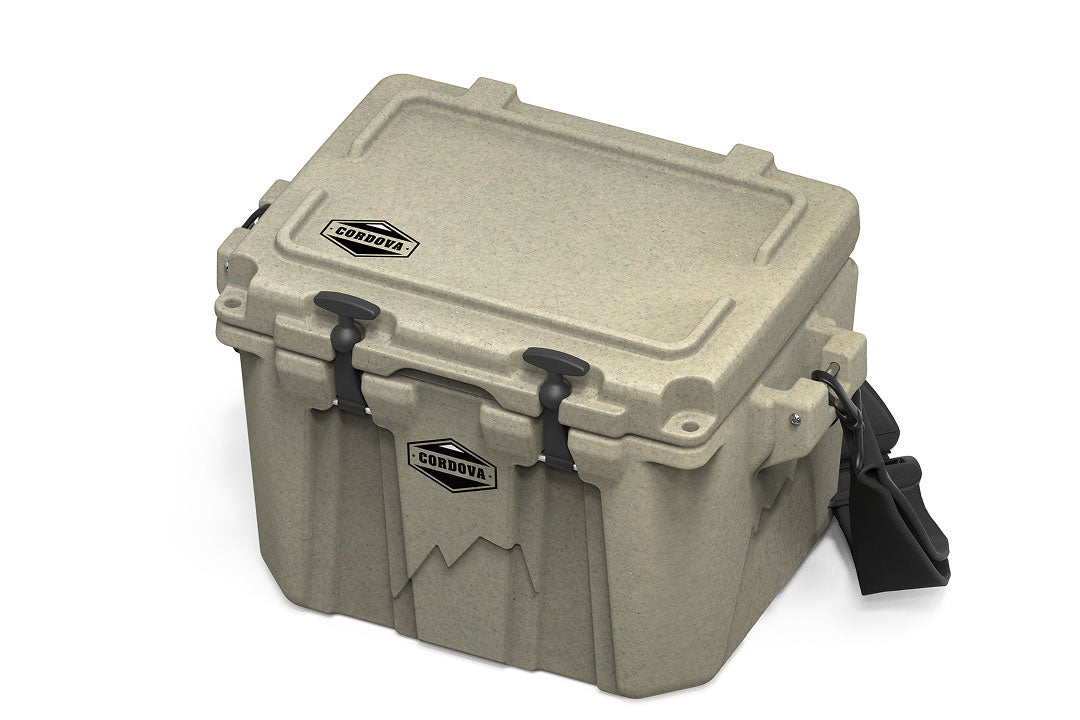 20 qt Basecamp Class­™ Sandstone Angled [Sandstone]