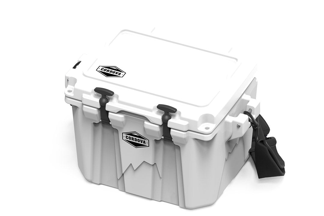 20 qt Basecamp Class­™ White Iso [Snowcap]