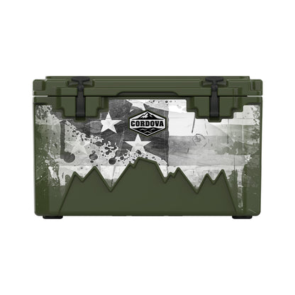 [Rogue] [Americana Grayscale] [65 qt]
