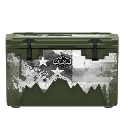 [Rogue] [Americana Grayscale] [65 qt]