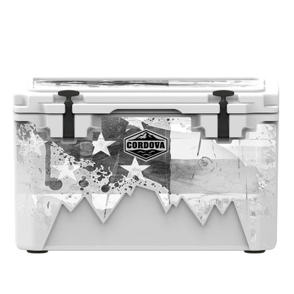 [Snowcap] [Americana Grayscale] [65 qt]
