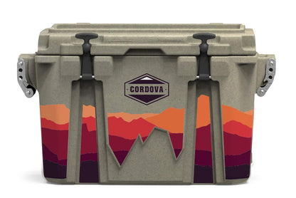 28 qt Sandstone High Desert front [Sandstone] [High Desert] [28 qt]