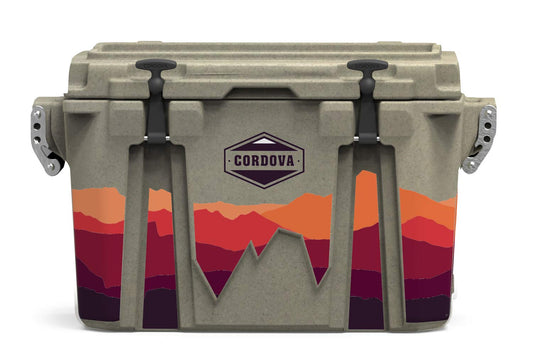 28 qt Sandstone High Desert front [Sandstone] [High Desert] [28 qt]