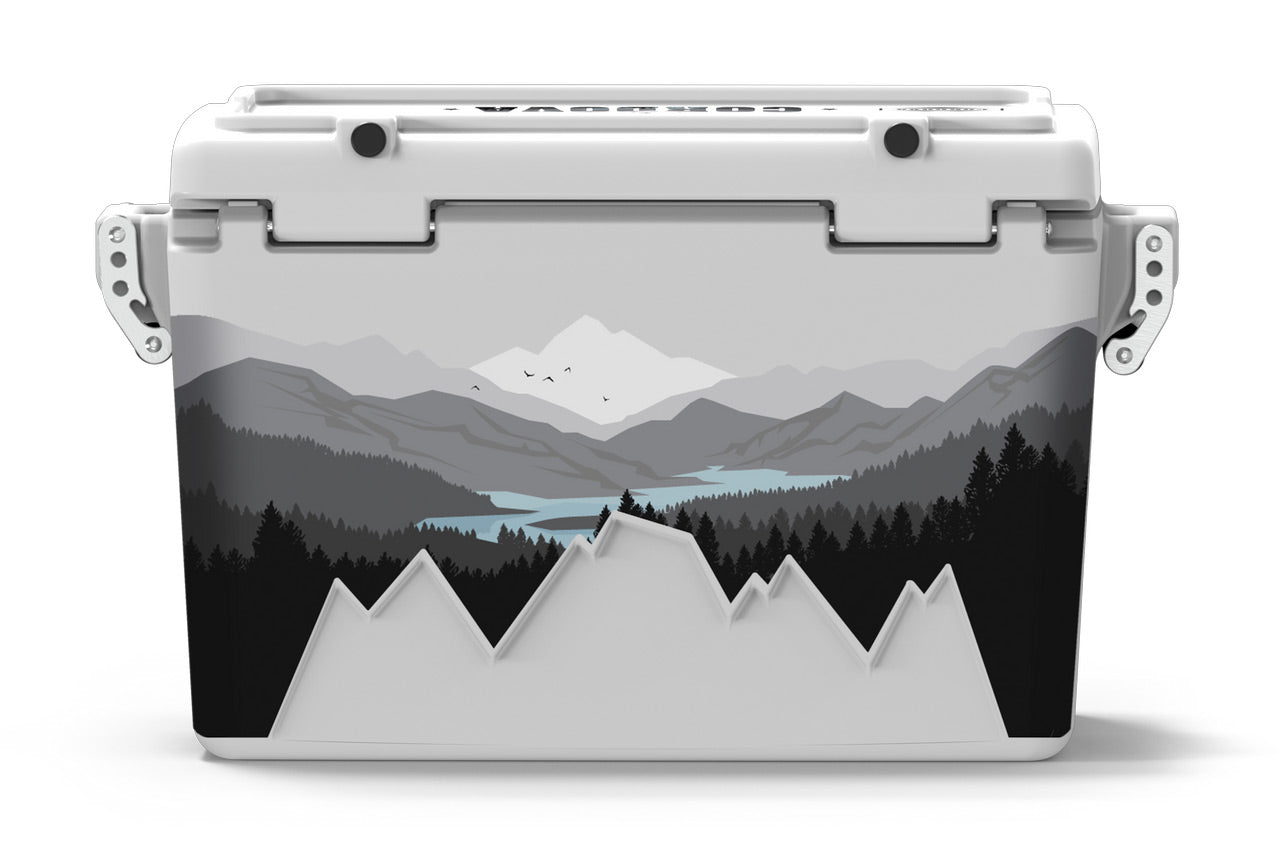 48 qt White Ridgeline Back [Snowcap] [Ridgeline] [48 qt]